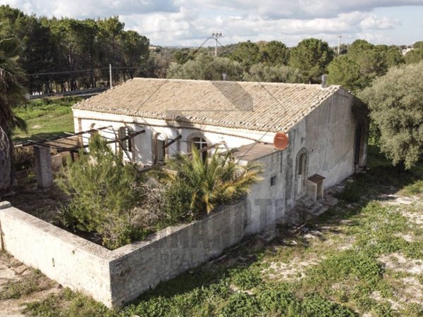 casa indipendente in vendita a Noto in zona Villa Vela