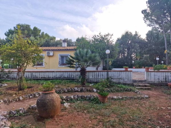 casa indipendente in vendita a Noto