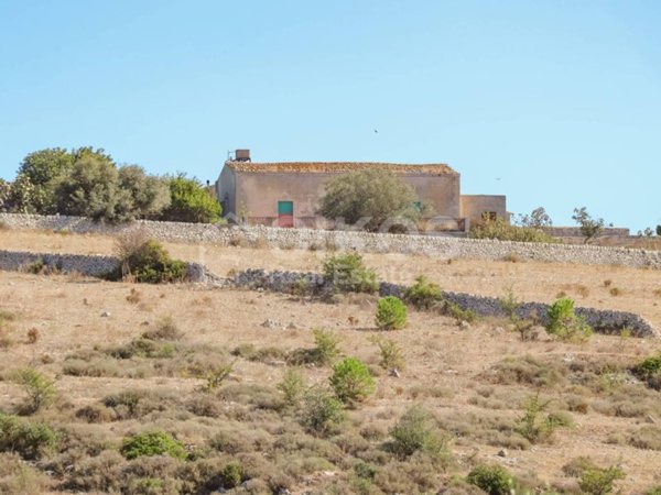 casa indipendente in vendita a Noto