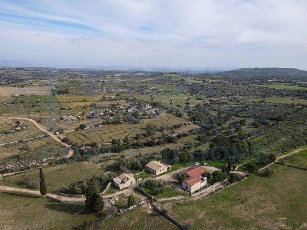 casa indipendente in vendita a Noto