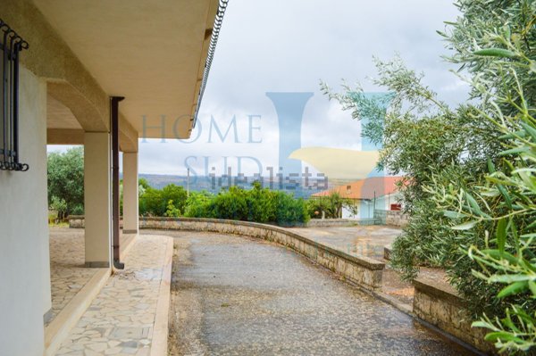casa indipendente in vendita a Noto in zona Vendicari