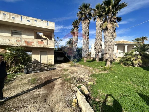 casa indipendente in vendita a Noto in zona San Lorenzo