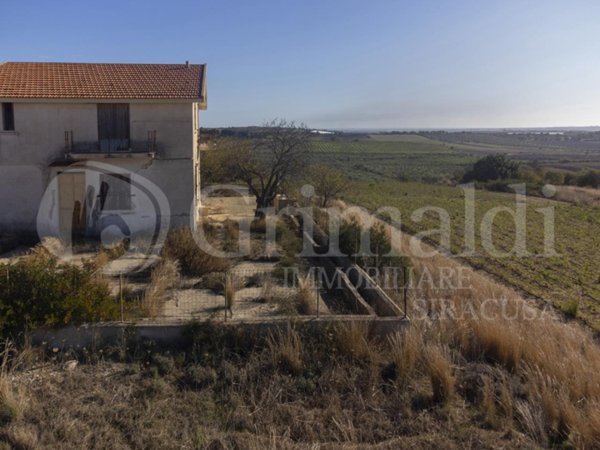 casa indipendente in vendita a Noto in zona Vendicari