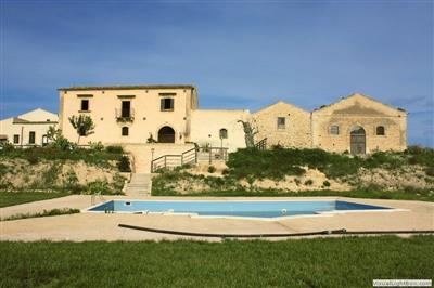 negozio in vendita a Noto