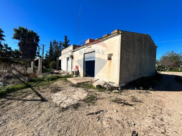 casa indipendente in vendita a Noto