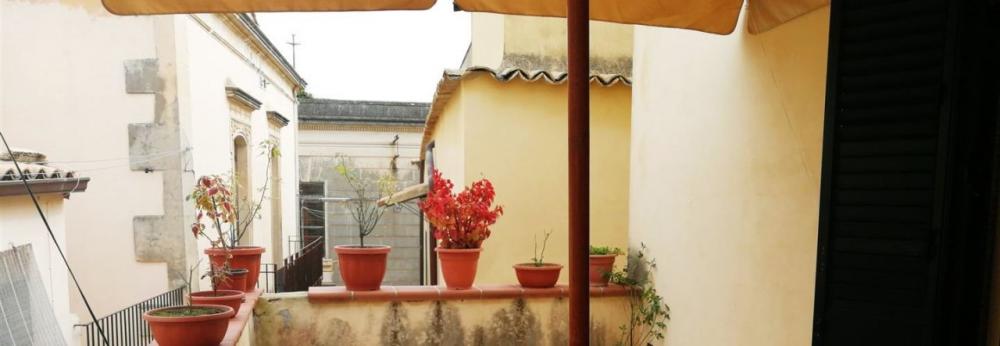 casa indipendente in vendita a Noto
