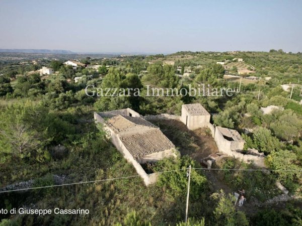 casa indipendente in vendita a Noto