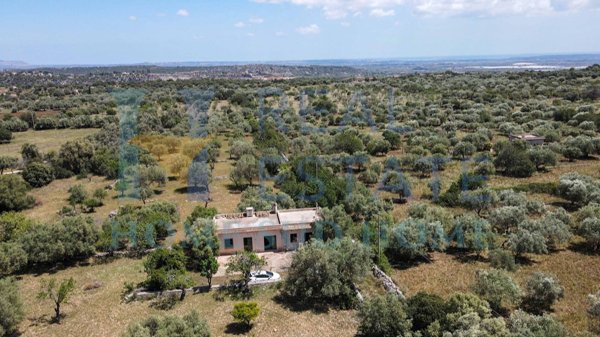 quadrivano in vendita a Noto