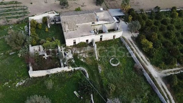 casa indipendente in vendita a Noto