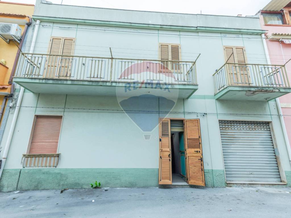 casa indipendente in vendita a Noto