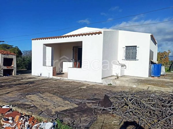 casa indipendente in vendita a Noto