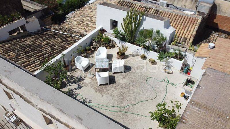 casa indipendente in vendita a Noto