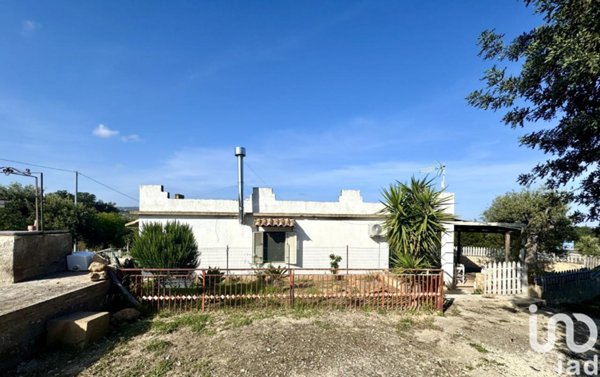 casa indipendente in vendita a Noto