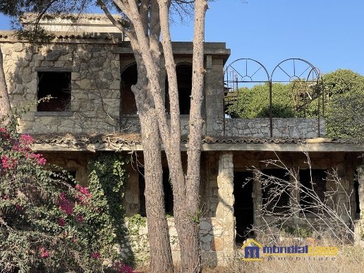 casa indipendente in vendita a Noto
