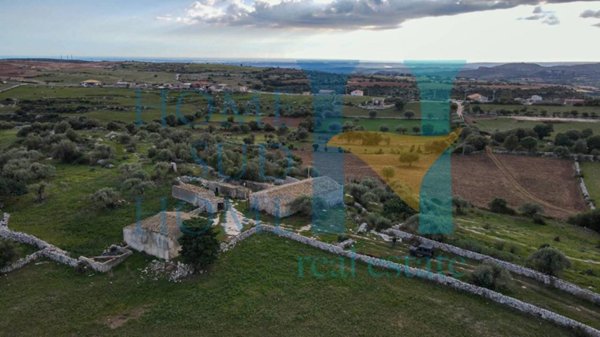 terreno edificabile in vendita a Noto in zona Vendicari