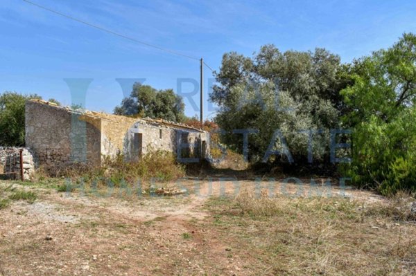 casa indipendente in vendita a Noto