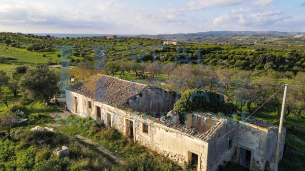 casa indipendente in vendita a Noto in zona Vendicari