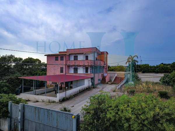 casa indipendente in vendita a Noto in zona Testa dell'Acqua
