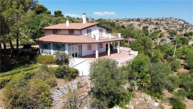casa indipendente in vendita a Noto in zona San Lorenzo