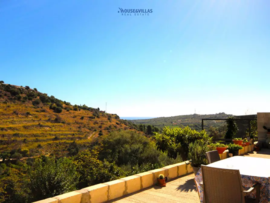 casa indipendente in vendita a Noto