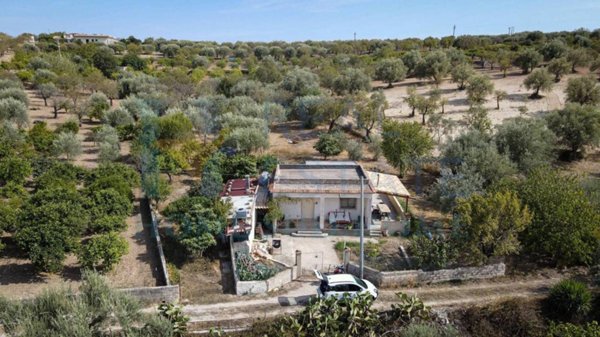 casa indipendente in vendita a Noto