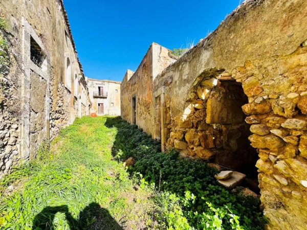 casa indipendente in vendita a Noto in zona Vendicari