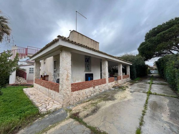 casa indipendente in vendita a Noto in zona Vendicari