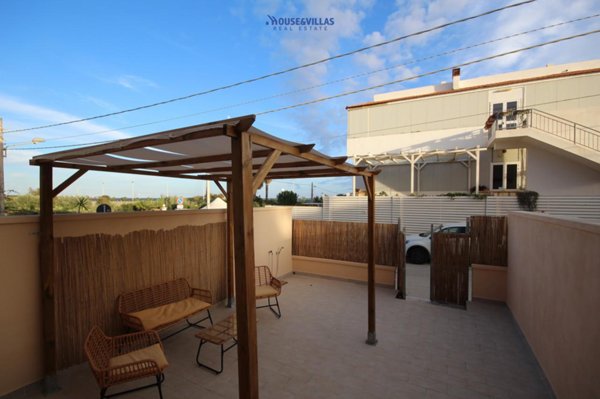 appartamento in vendita a Noto in zona Lido di Noto