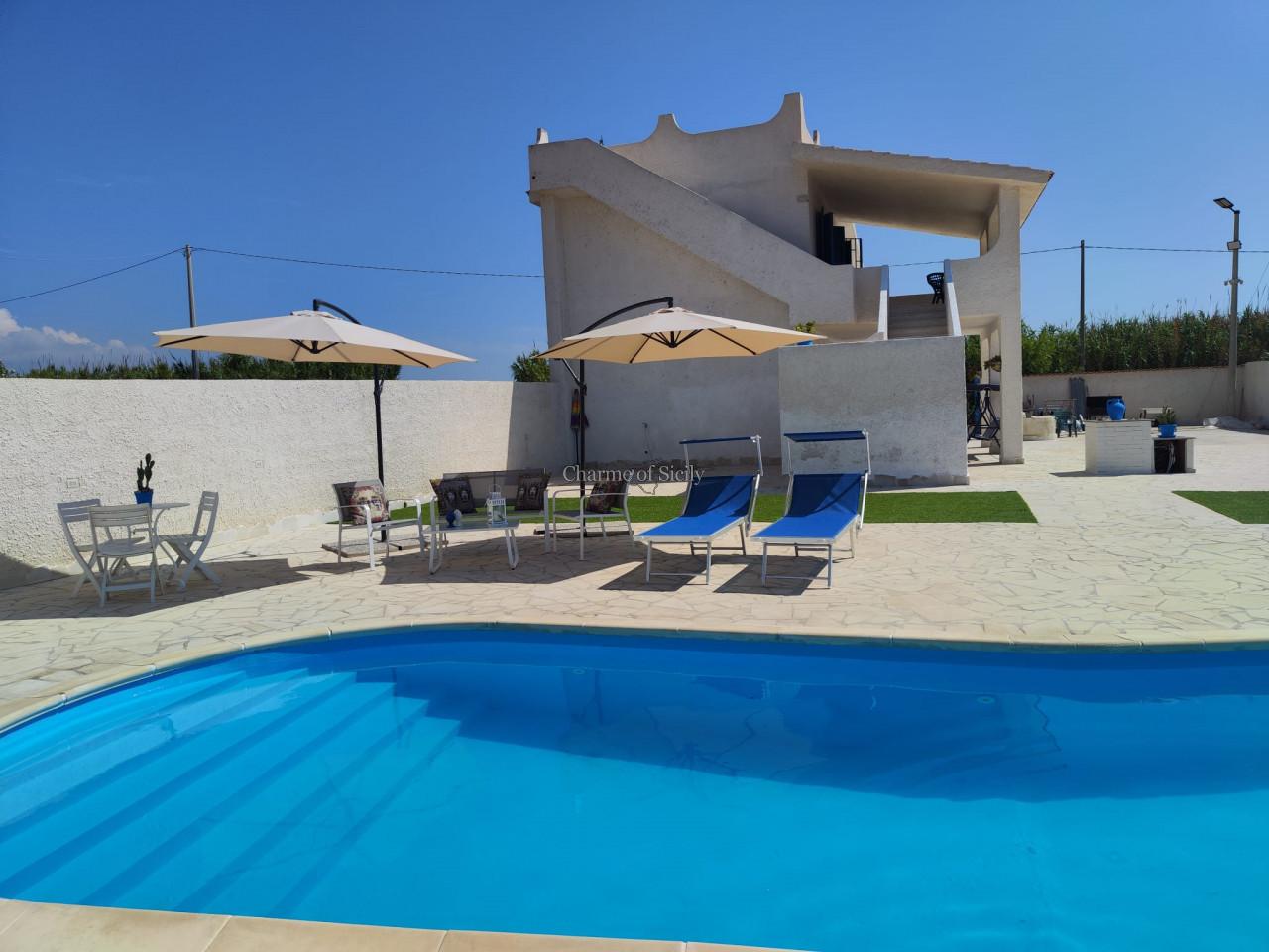 casa indipendente in vendita a Noto