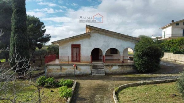 casa indipendente in vendita a Noto