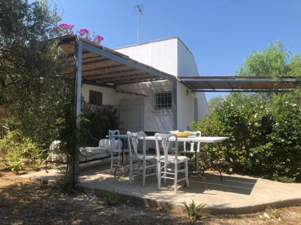 casa indipendente in vendita a Noto
