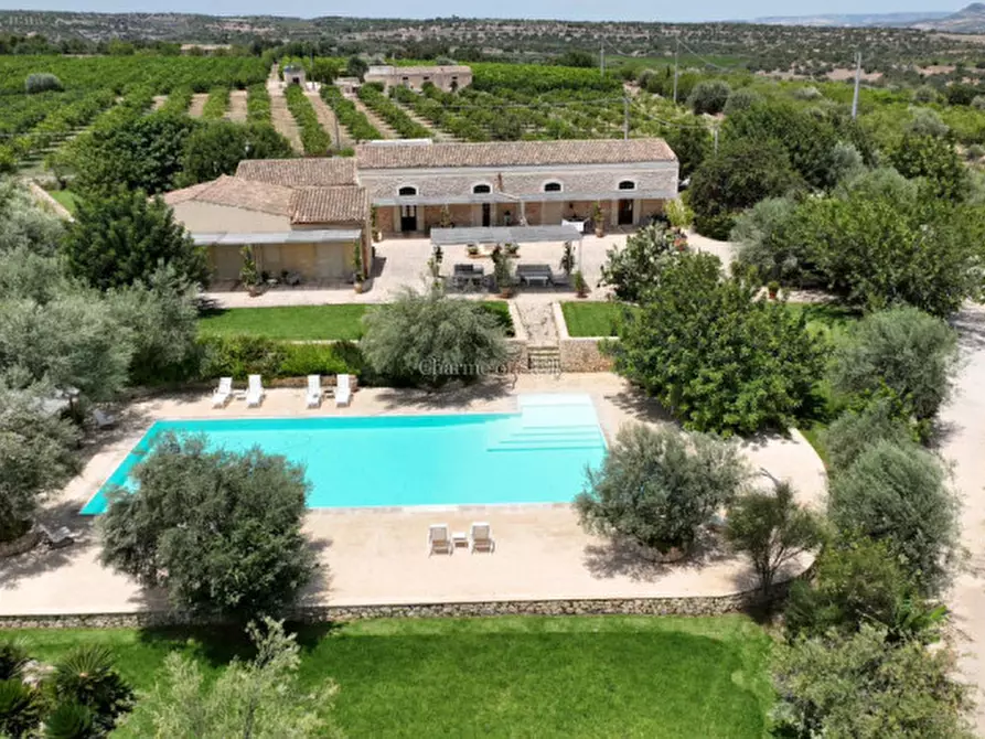 casa indipendente in vendita a Noto