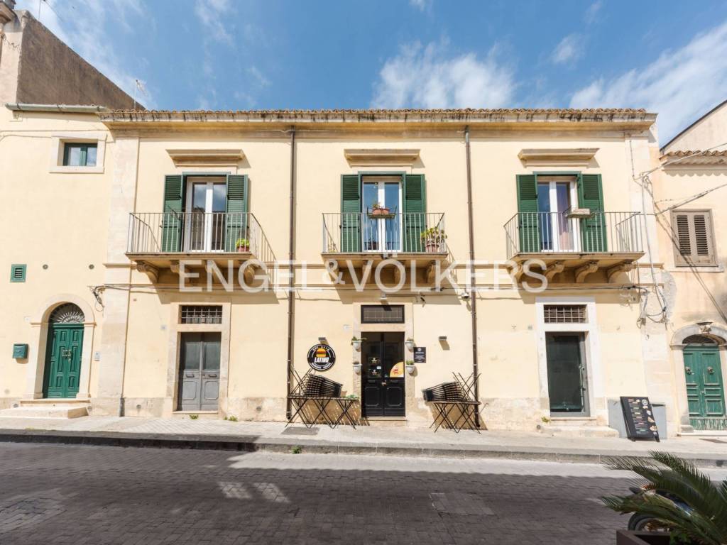 casa indipendente in vendita a Noto