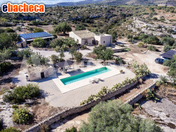 casa indipendente in vendita a Noto