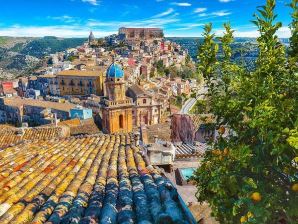 casa indipendente in vendita a Noto