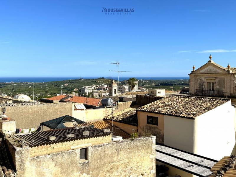 casa indipendente in vendita a Noto