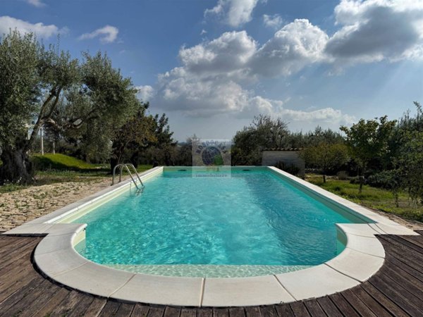 casa indipendente in vendita a Noto in zona Vendicari