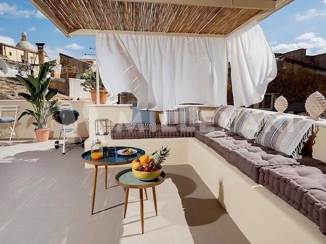 casa indipendente in vendita a Noto