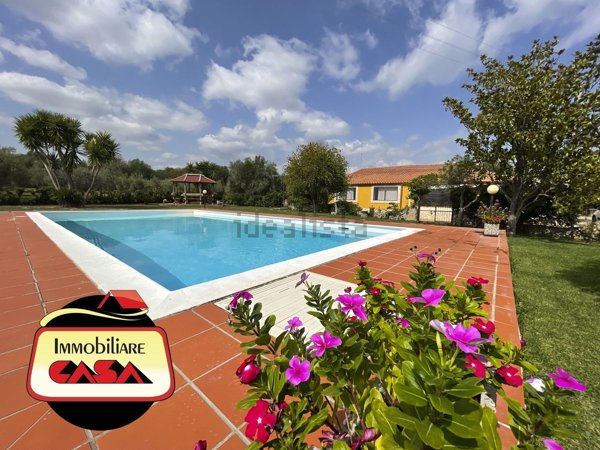 casa indipendente in vendita a Noto