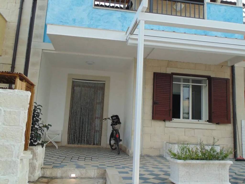casa indipendente in vendita a Noto