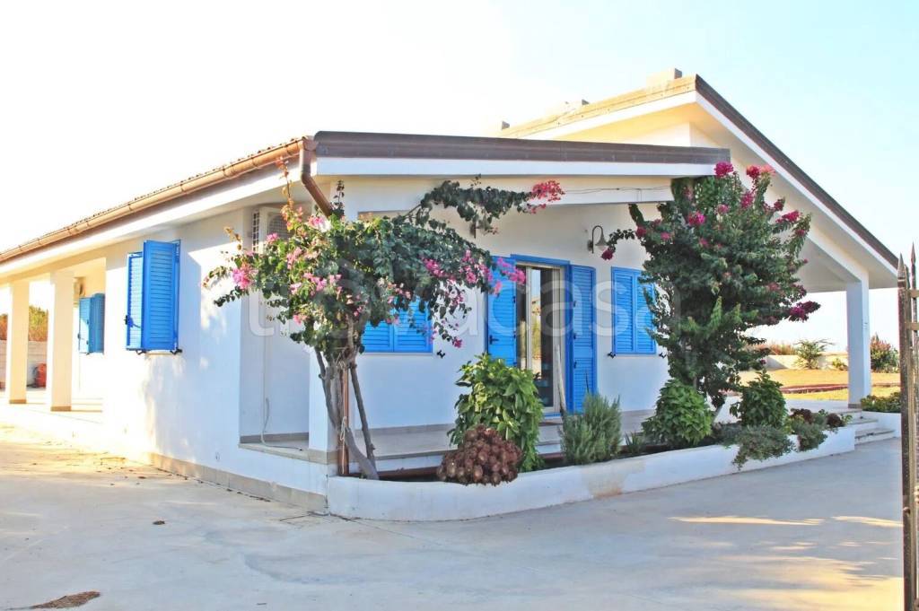 casa indipendente in vendita a Noto in zona San Lorenzo