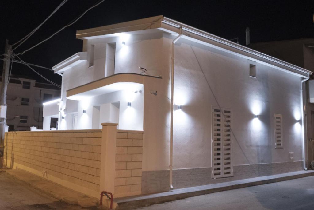 casa indipendente in vendita a Noto in zona Vendicari
