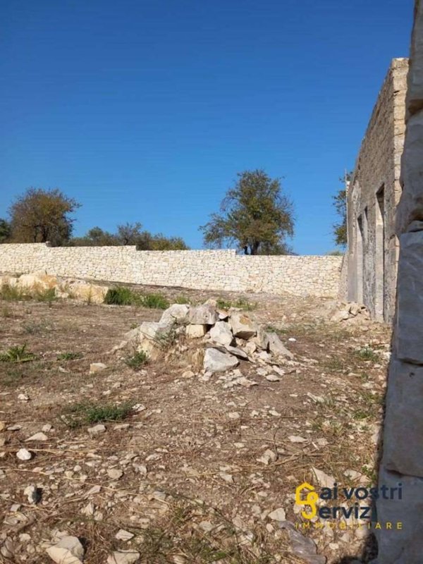 casa indipendente in vendita a Noto in zona San Lorenzo