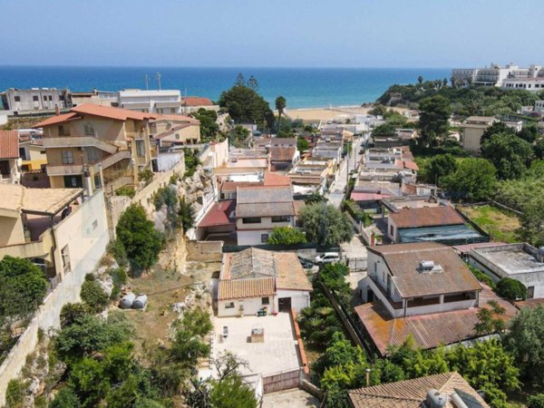 casa indipendente in vendita a Noto in zona Vendicari