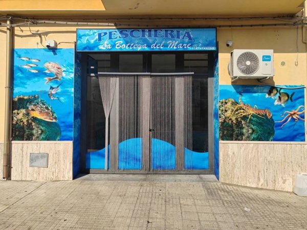 negozio in vendita a Noto