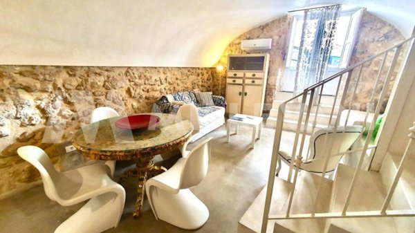 casa indipendente in vendita a Noto