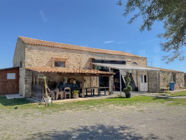 casa indipendente in vendita a Noto