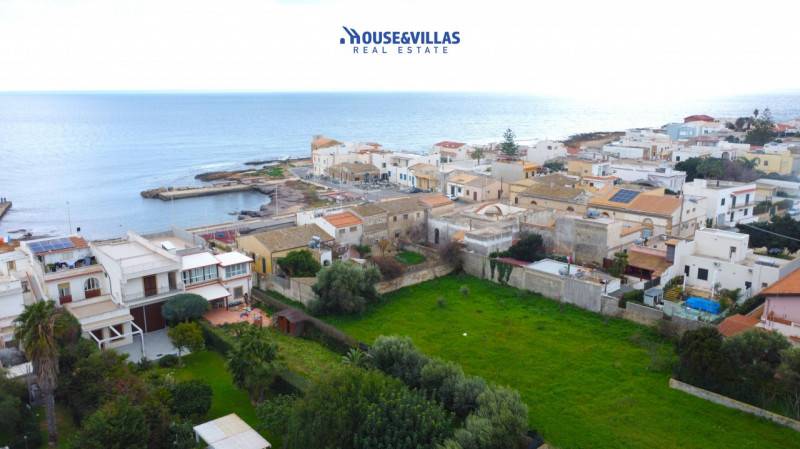 casa indipendente in vendita a Noto in zona Calabernardo