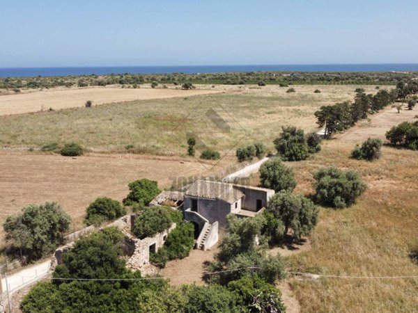 casa indipendente in vendita a Noto in zona Vendicari