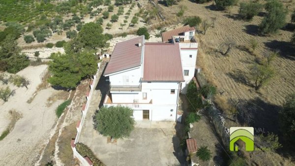 casa indipendente in vendita a Noto